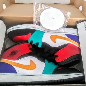 Sold Jordan 1 Mid Bred Multi-Color